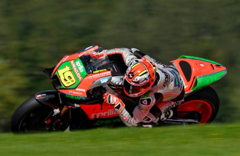 Aprilia Highly Motivated At Brno: On The Czech Track Bautista And Bradl Are Ready To Confirm The Progress Made By The Rs-Gp